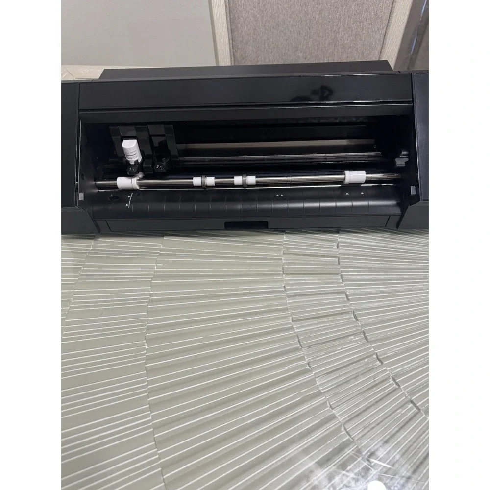 Silhouette Cameo 4 Die Cutting Machine - Black With Accessories
